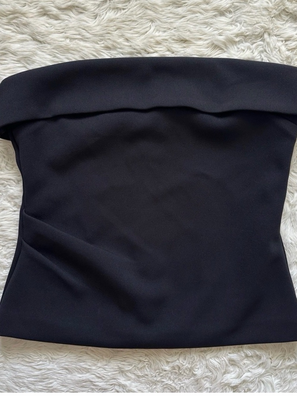 Aritzia Babaton Top FigureKnit Eyecatcher Tube Top Structured Crepe Black Sz M